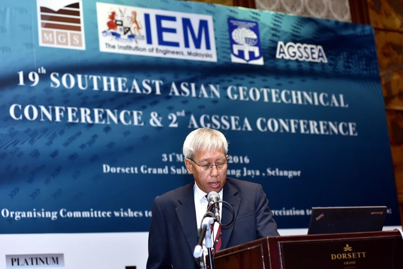 Ir. Thien Seng Yee, Chairman GETD, Delivering his Special Lecture