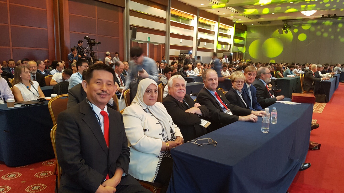 Prof. Towhata_closing ceremony