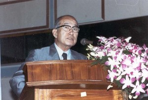 Prof_Yamanouchi_at_AIT