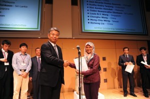 Second Row First-Presentation Scholars