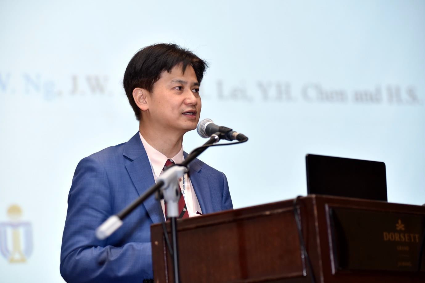 Prof.-Charles-Wang-Wai-NG-Delivering-his-Special-Lecture